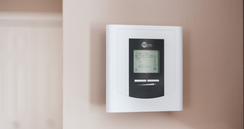 Controla la temperatura de tu hogar para ahorrar en la factura de energía