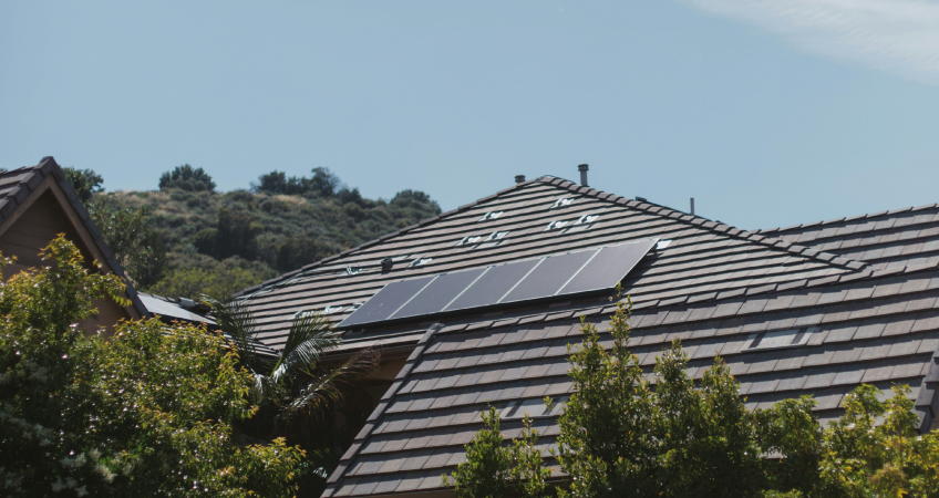 Beneficios fiscales al instalar placas solares en España: Deducciones en el IRPF