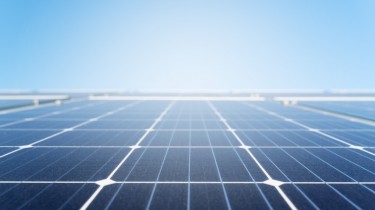Cómo funcionan los paneles solares: guía sencilla para entender la energía solar fotovoltaica