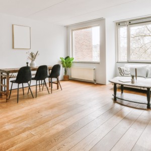 Suelo radiante y parquet: una combinación eficiente y confortable con Giacomini