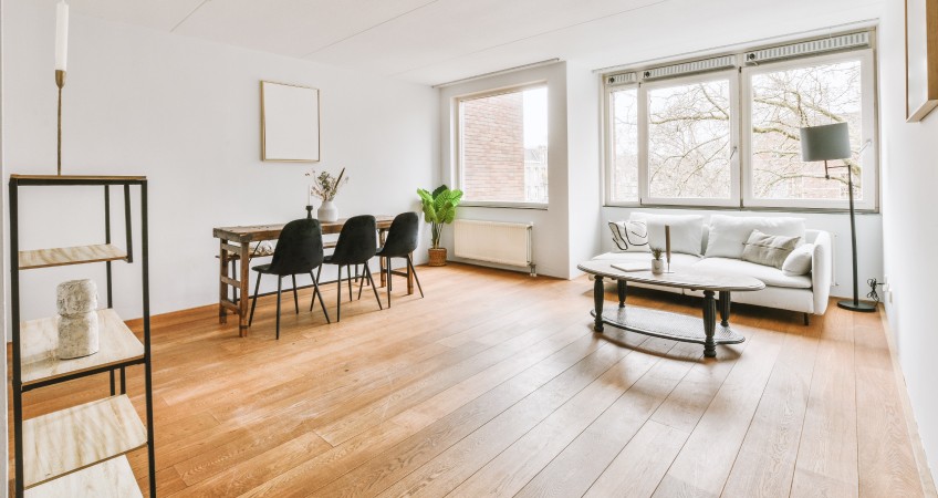 Suelo radiante y parquet: una combinación eficiente y confortable con Giacomini