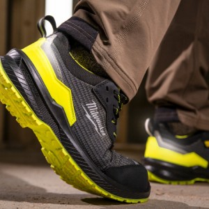Zapatos de Seguridad Milwaukee FLEXTRED™ Alta Visibilidad: comodidad y protección en cada jornada