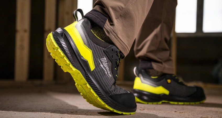 Zapatos de Seguridad Milwaukee FLEXTRED™ Alta Visibilidad: comodidad y protección en cada jornada
