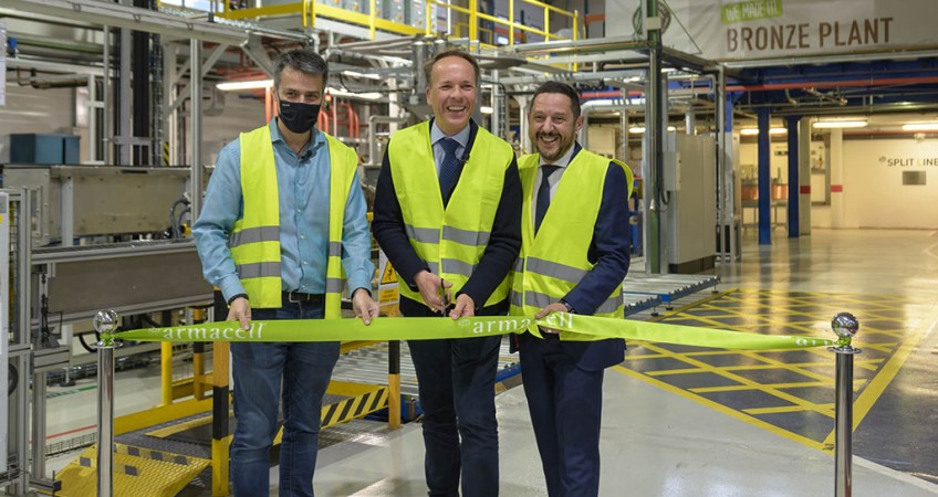 Armacell inaugura una nueva línea de producción en su fábrica de Girona